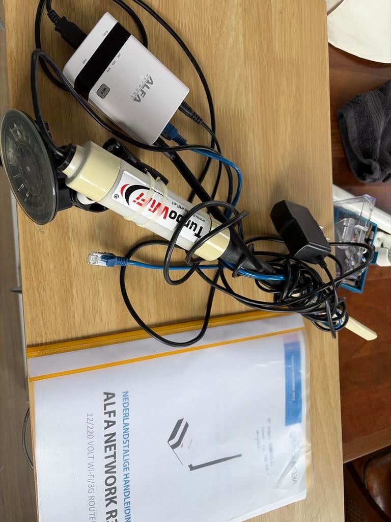 ALFA Network R36 Router met TurboWifi antenne, Ophalen of Verzenden, Gebruikt