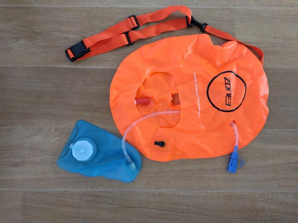 Zone3 Zwemboei met drinkzak - Oranje, Ophalen of Verzenden, Zo goed als nieuw
