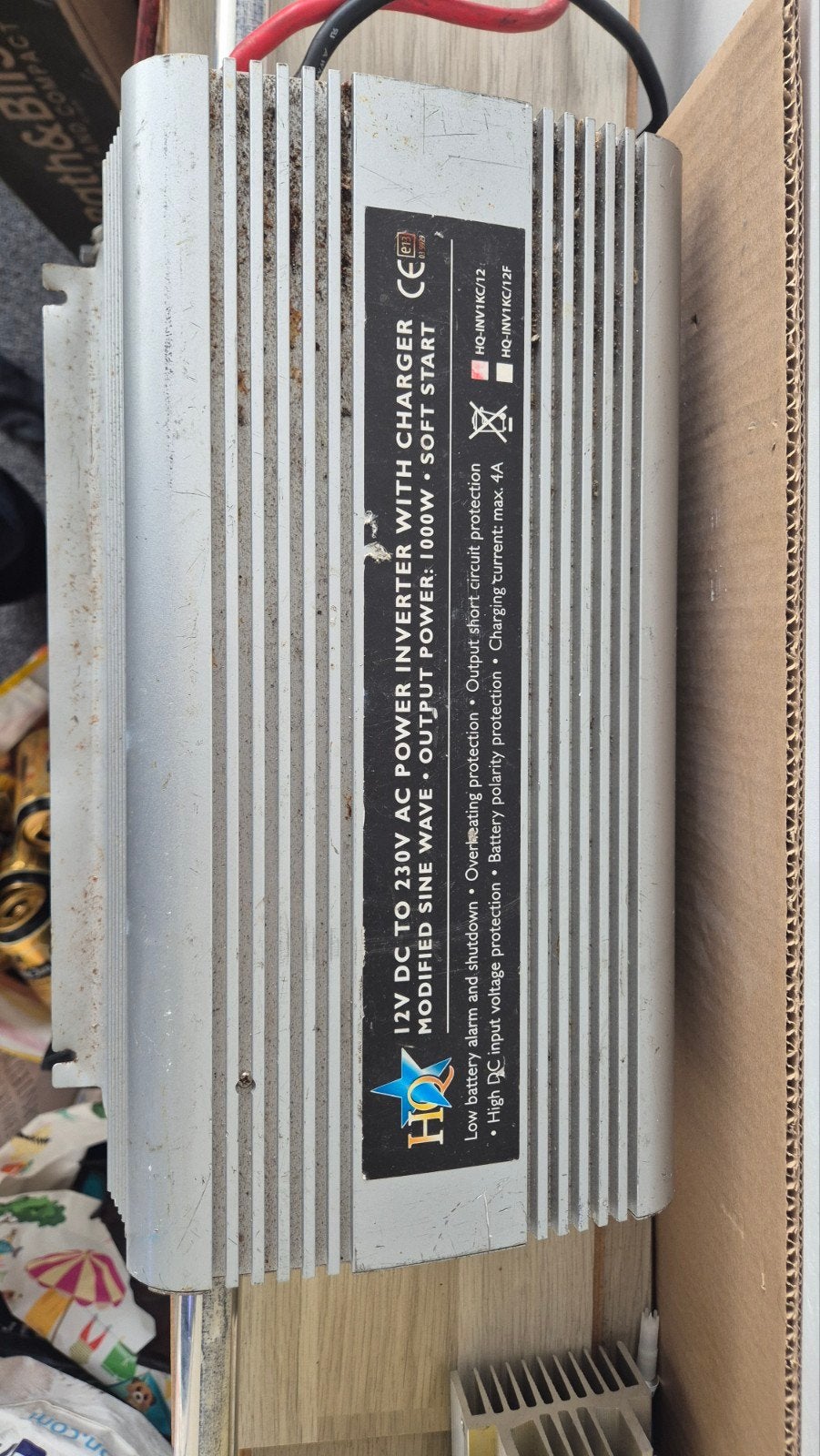 HQ 1000W Omvormer 12V DC naar 230V AC met Lader, Ophalen of Verzenden, Gebruikt