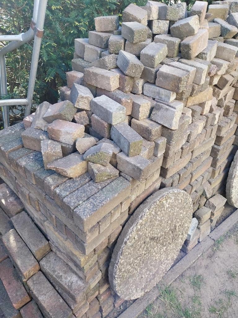 Gratis af te halen betonwaaltjes, Tuin en Terras, Ophalen, Gebruikt, Beton, Klinkers