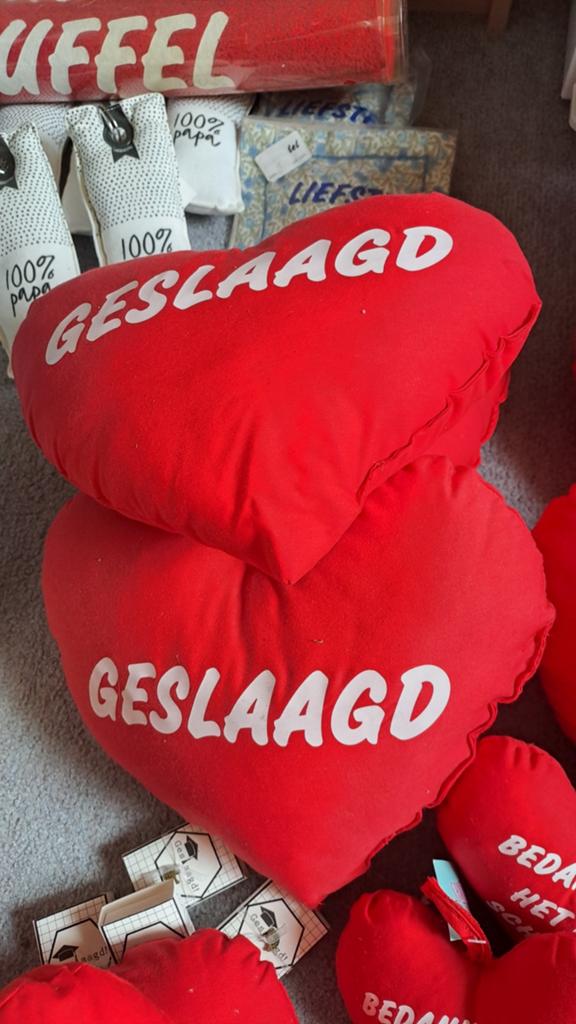 Kussentjes hartmodel geslaagd, Ophalen, Rood, Vierkant