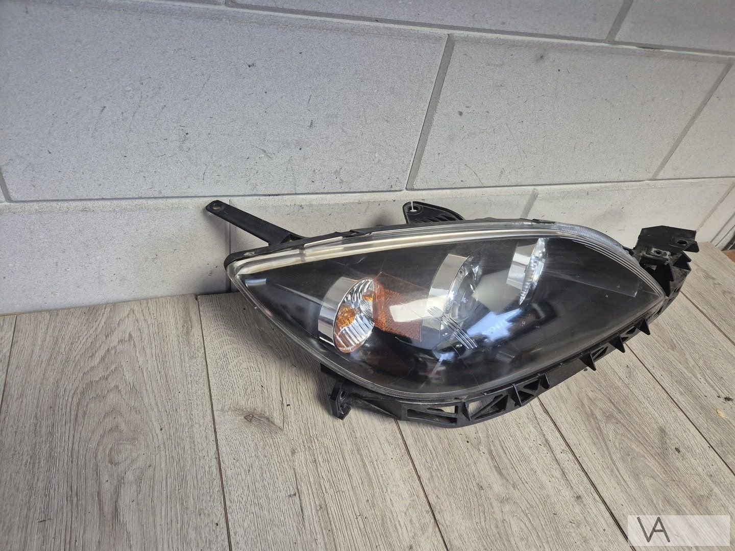 Mazda 3 van 2003 tot 2008 koplamp rechts nette staat €50, Gebruikt, -, -, Ophalen of Verzenden