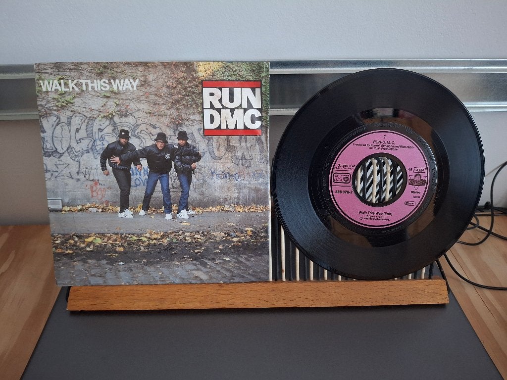 Run DMC-Walk this way(328) 3 euro vaste prijs, Ophalen of Verzenden, Zo goed als nieuw, 7 inch, Pop