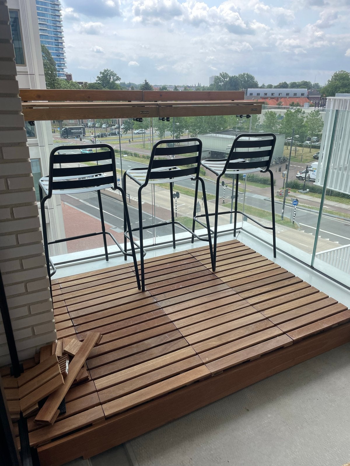 3 barkrukken in goede staat - ideaal voor balkon of bar, Ophalen, Zo goed als nieuw, Kunststof