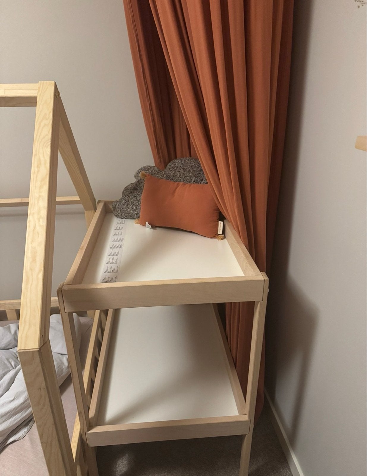 IKEA Commode - Houten Baby Commode met Opbergruimte, Ophalen, Gebruikt, Minder dan 75 cm, 50 tot 70 cm