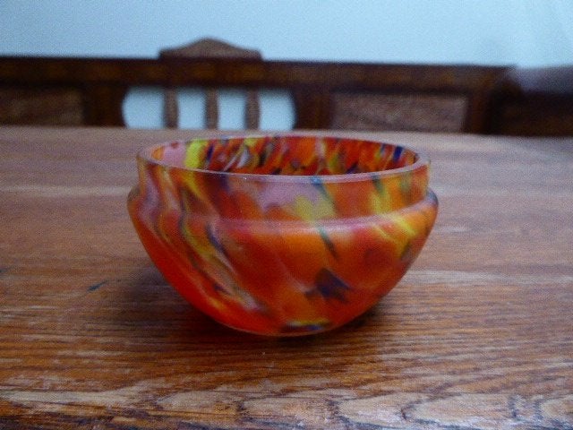 Een fijn opaline bakje in mooie kleuren, Ophalen of Verzenden