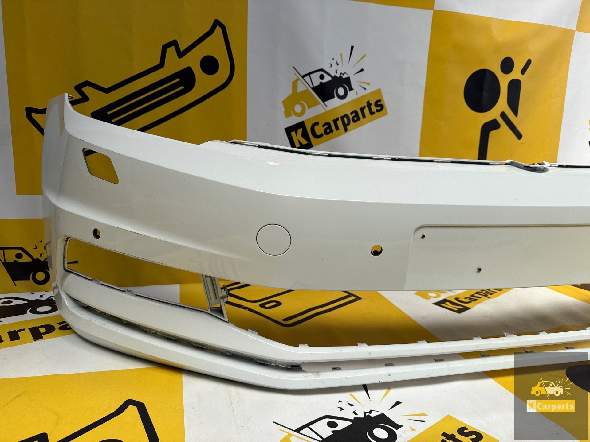 Voorbumper VW Touran 5TA bumper KLS 4xPDC 5TA807221A, Info@fabrikant.eu, Ophalen of Verzenden, Bumper, Fabrikant BV