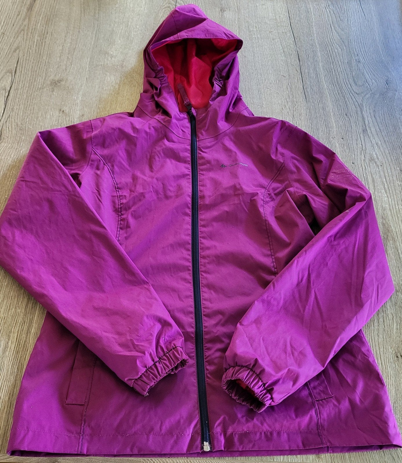 QUECHUA outdoor jas. Paars met fuchsia. Capuchon. Maat 14jr., Quechua, Meisje, Ophalen of Verzenden, Zo goed als nieuw