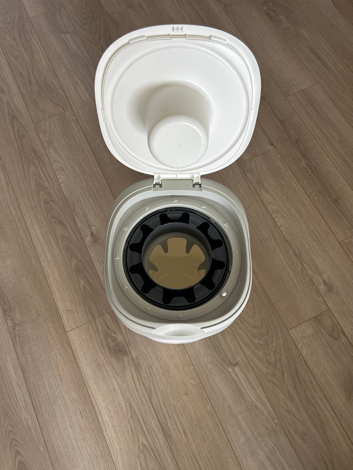 Tommee Tippee Luieremmer - Perfect voor een frisse babykamer, Kinderen en Baby's, Luieremmer, Zo goed als nieuw, Standaard, Ophalen