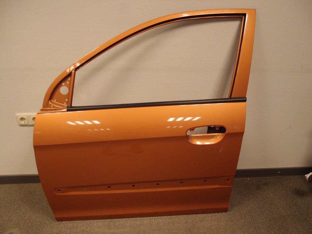 Deuren Kia. Picanto 2004 -2007. .Cee'd 2008.  Cerato R.v.200, Ophalen, Gebruikt, -, -