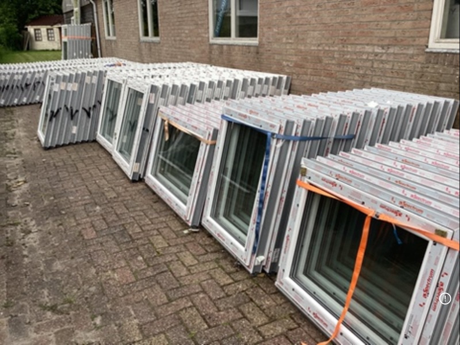 Kozijnen kunststof. Div maten en prijzen. Uit voorraad., Doe-het-zelf en Verbouw, Ophalen, Kunststof, Raamkozijn, Nieuw