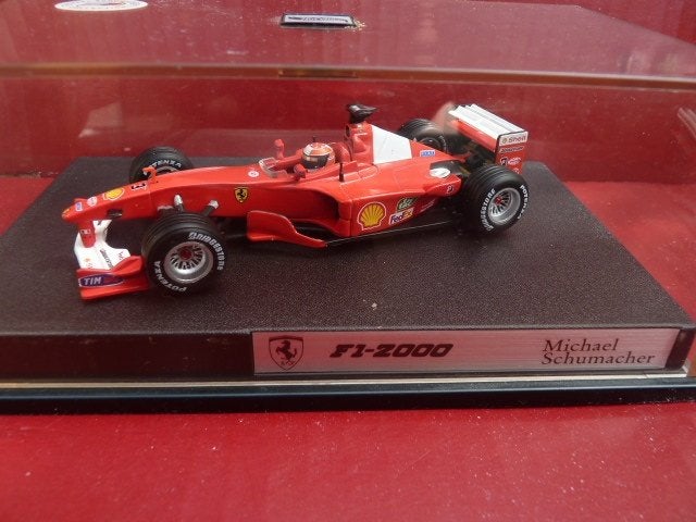 3 x HOTWHEELS 1:43 MICHAEL SCHUMACHER  2000 2001 2002, Ophalen of Verzenden, Zo goed als nieuw, Auto, Overige merken