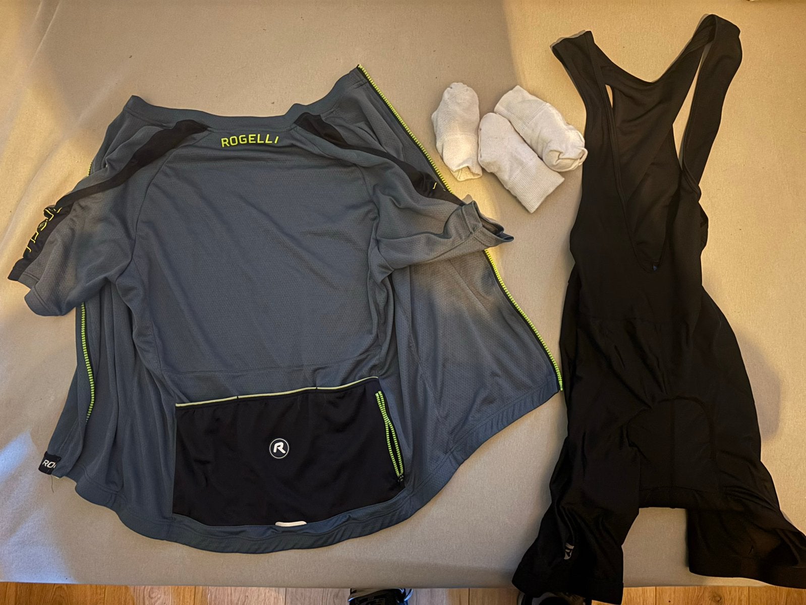 Fietskleding Rogelli maat M, Sport en Fitness, Ophalen of Verzenden, Zo goed als nieuw, Kleding