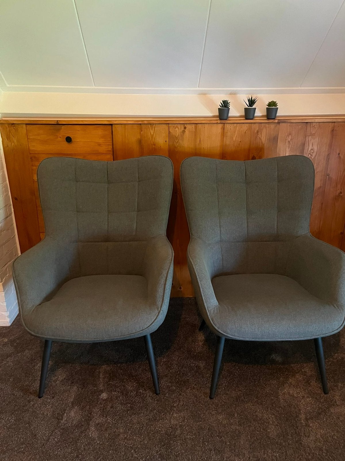 Twee grijze stoelen Jysk, Ophalen, Zo goed als nieuw, Grijs, Twee