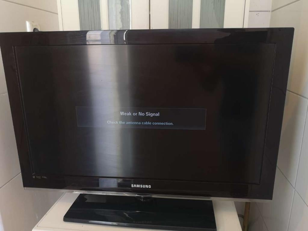 Samsung LE32C530F1W TV in goede staat, Ophalen, Zo goed als nieuw, 80 tot 100 cm, Samsung