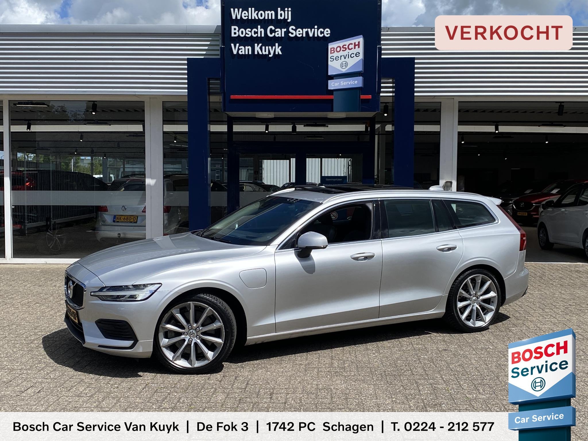 Volvo V60 2.0 T6 Twin Engine AWD Momentum Pro / Luxury Line, Dealer onderhouden, Gebruikt, Euro 6, 4 cilinders