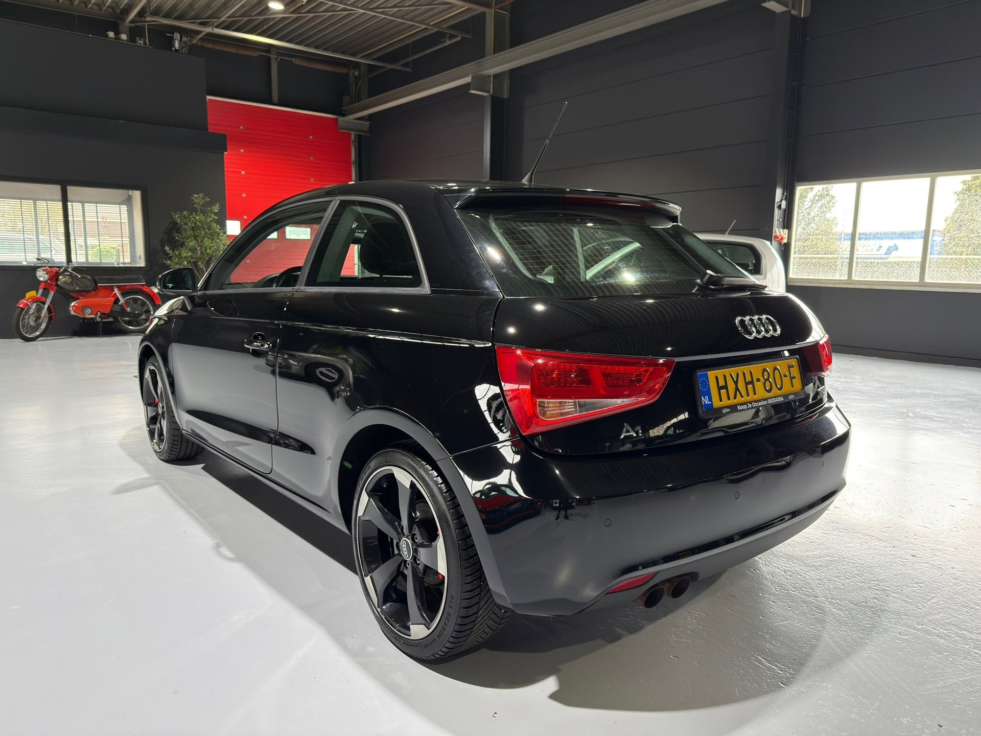 Audi A1 1.4 TFSI 119g. Attraction Pro Line Business Automaat, Euro 5, Stof, Met garantie (alle), 4 stoelen
