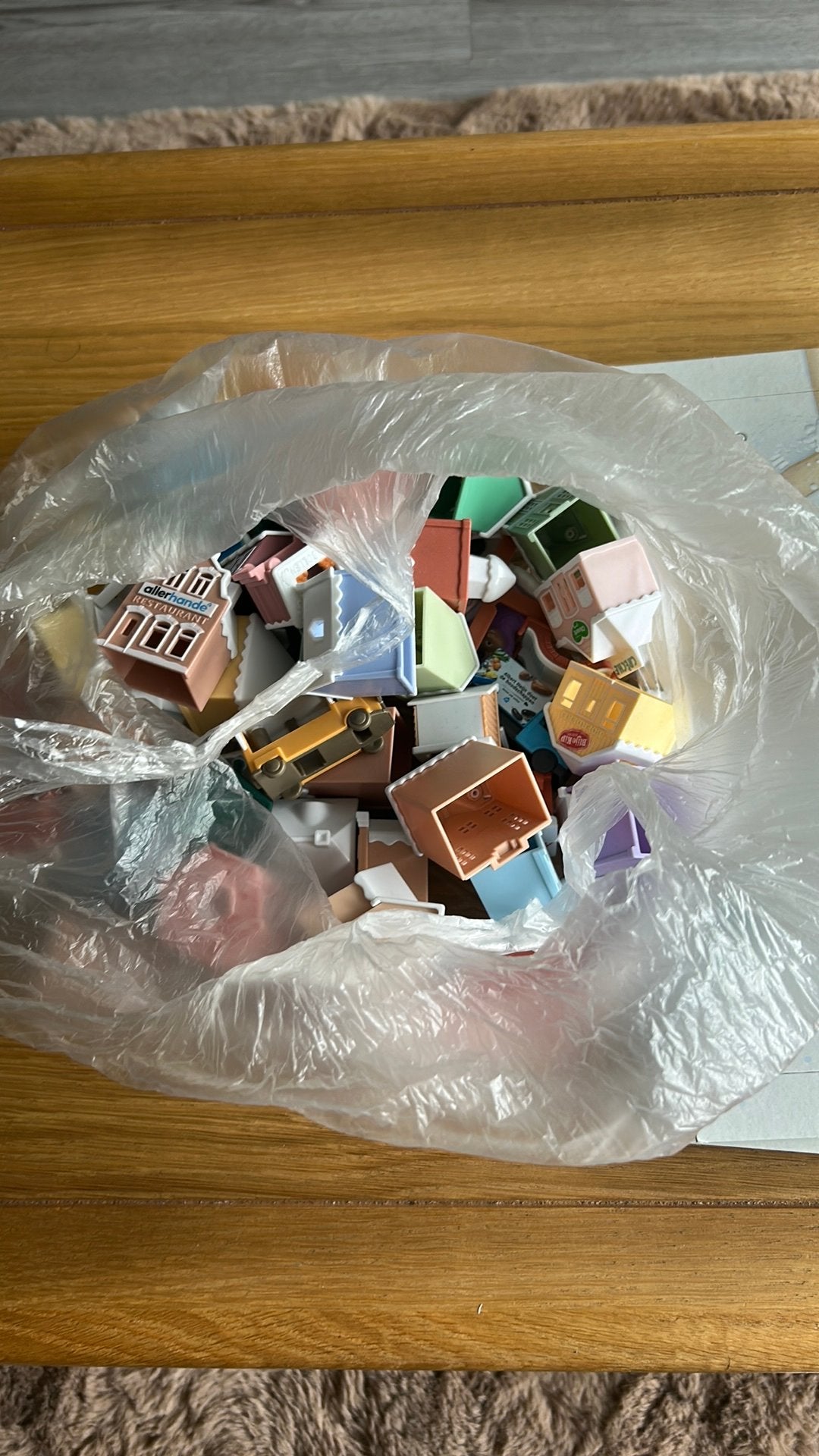 Mini huisjes van ah met 3 grondplaten en lampjes, Ophalen of Verzenden, Overige soorten, Voorwerp of Figuurtje