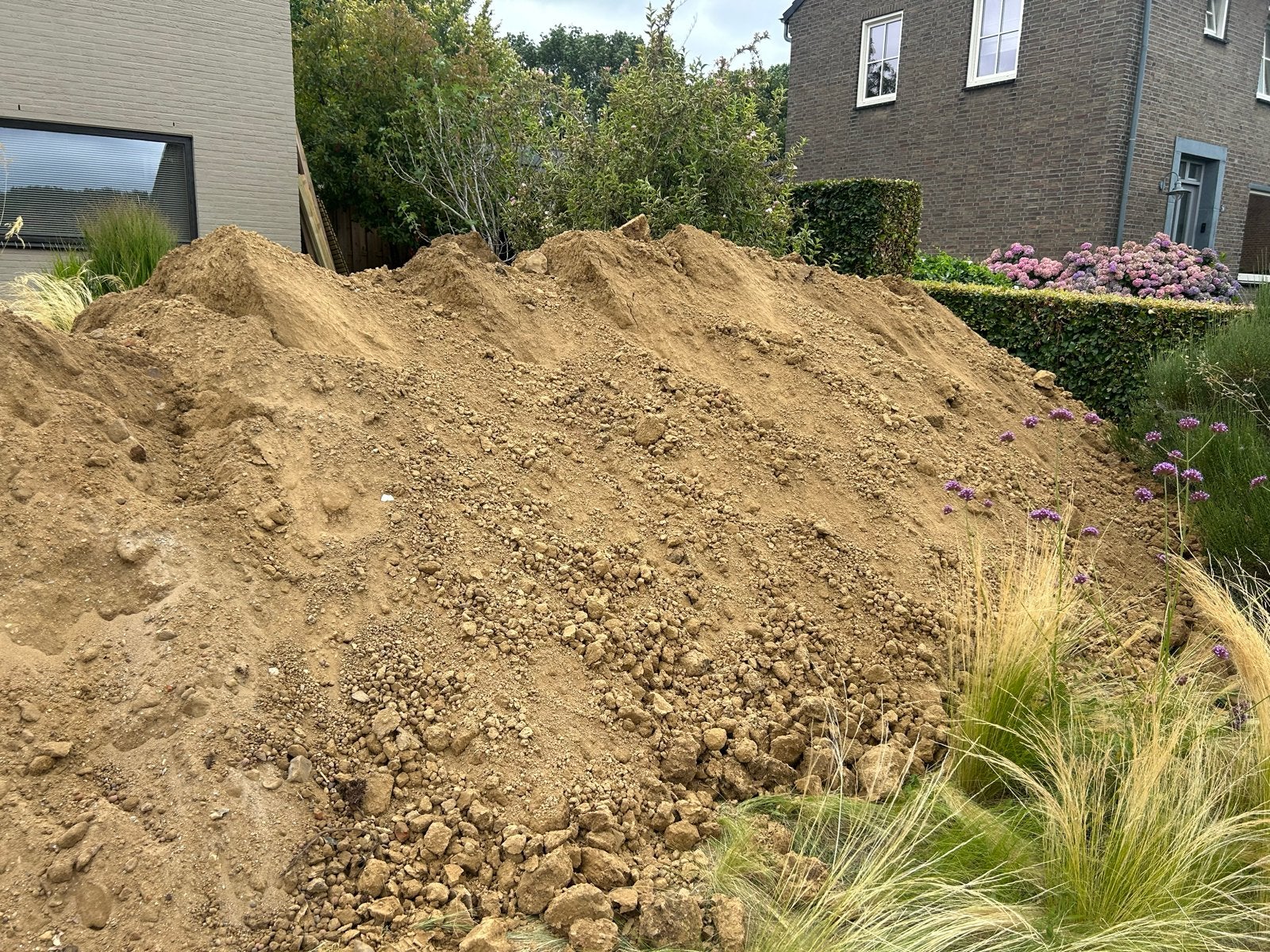 Grote hoeveelheid schone grond, Tuin en Terras, Zand, Ophalen, Gebruikt, Ophoogzand