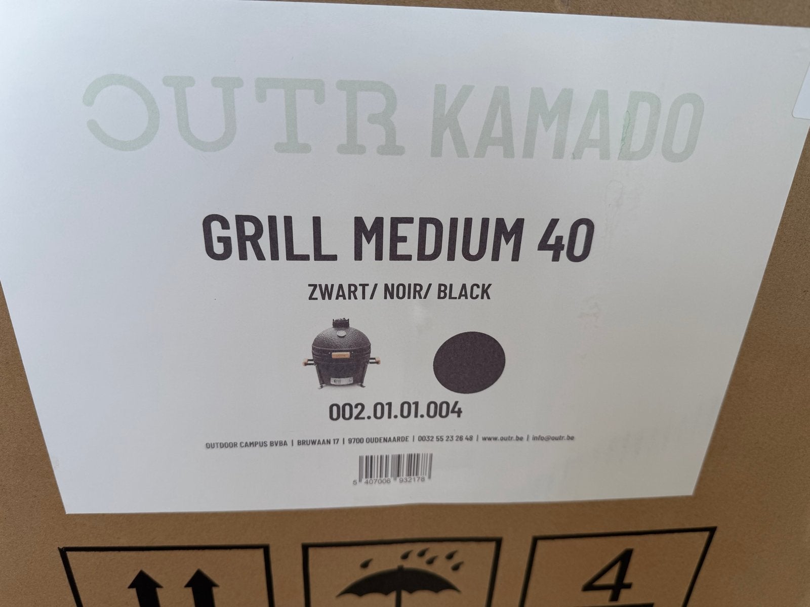OUTR Kamado Grill Medium 40 Zwart - Nieuw in doos, Ophalen, Nieuw