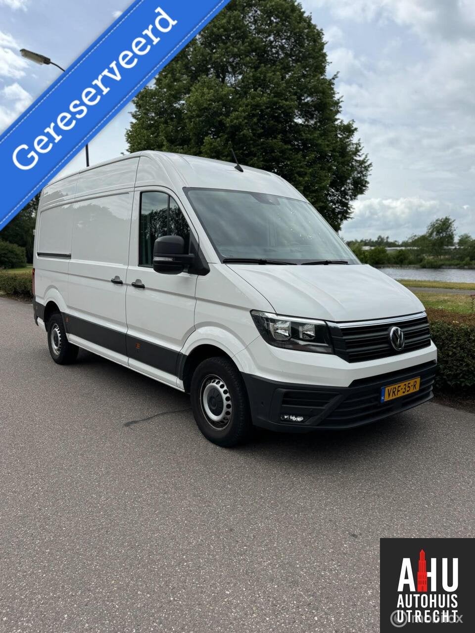 Volkswagen Crafter 30 2.0 TDI L2H2, Auto's, Automaat, Gebruikt, Euro 6, 4 cilinders