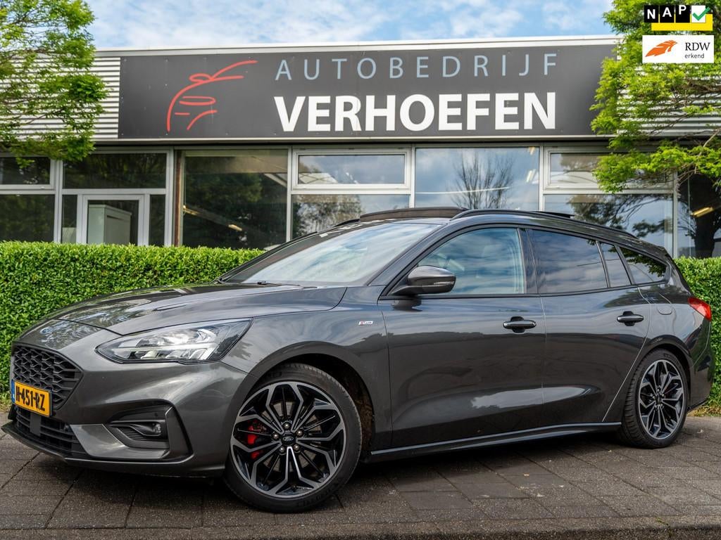 Ford Focus Wagon 1.0 EcoBoost ST Line Business | PANORAMADAK, Auto's, Ford, 125 pk, Gebruikt, 1283 kg, Leder en Stof