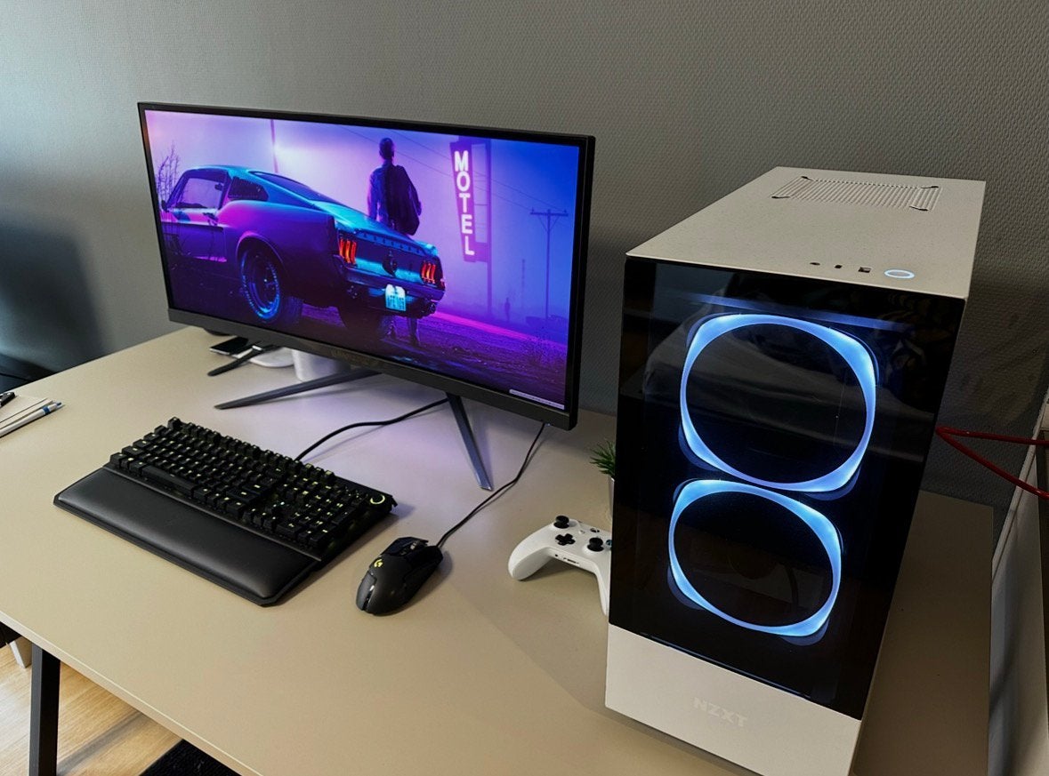 Game PC Ryzen 9 3080FE, 34” monitor en toe behoren