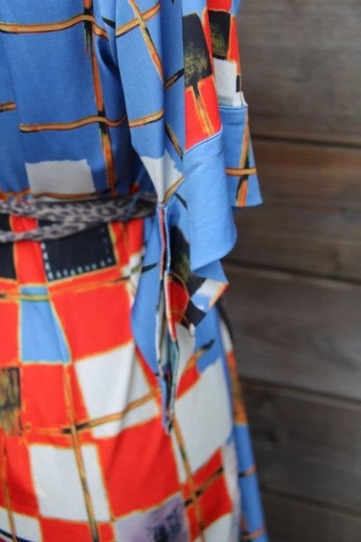 Doorknoopjurk rood/ blauw Lizzy & Coco mt M Vaste prijs, Kleding | Dames, Maat 38/40 (M), Blauw, Ophalen of Verzenden, Onder de knie