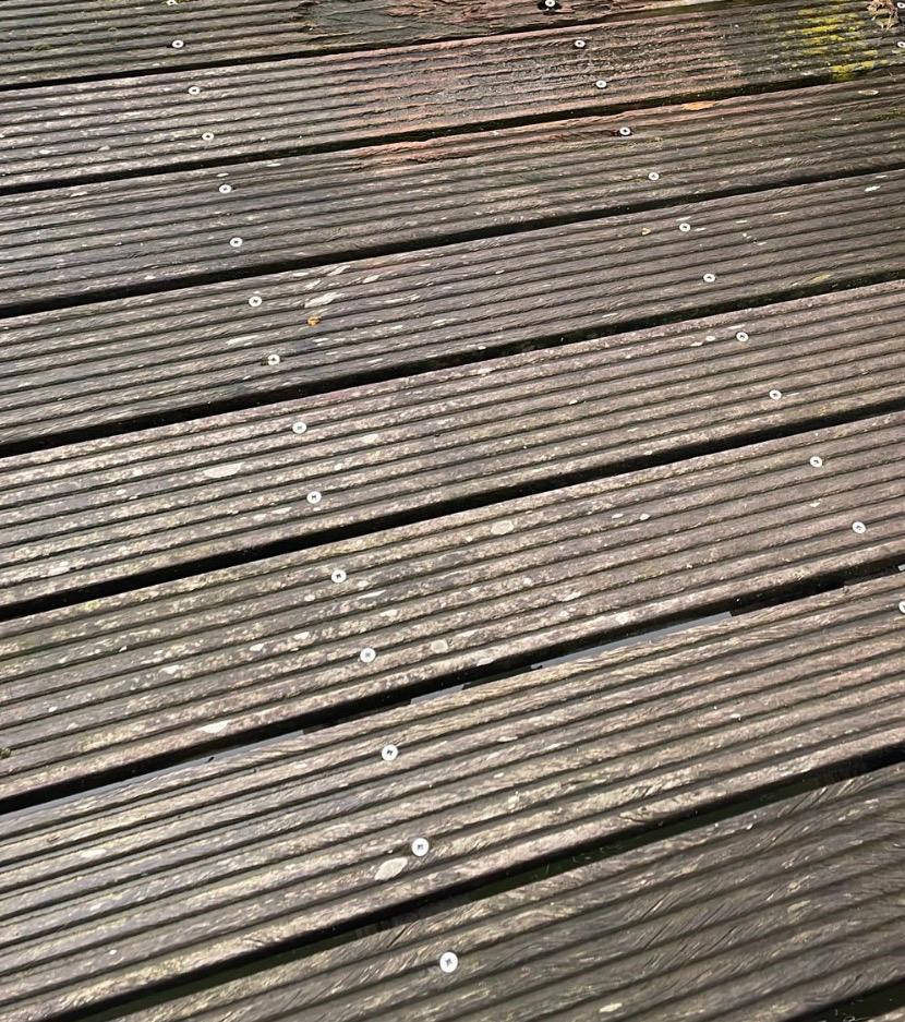 Gratis uw oude vlonder afvoeren, of overig (hard) hout, Ophalen, Gebruikt, Hout