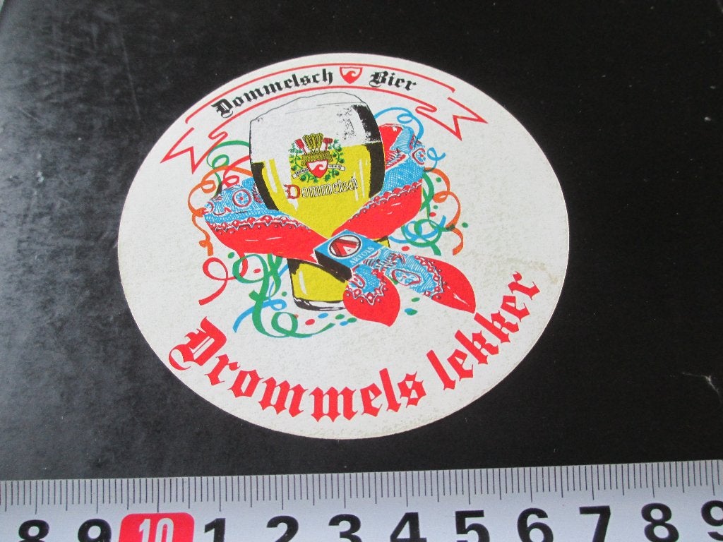 sticker DOMMELSCH BIER drommels lekker - carnaval, Ophalen, Zo goed als nieuw