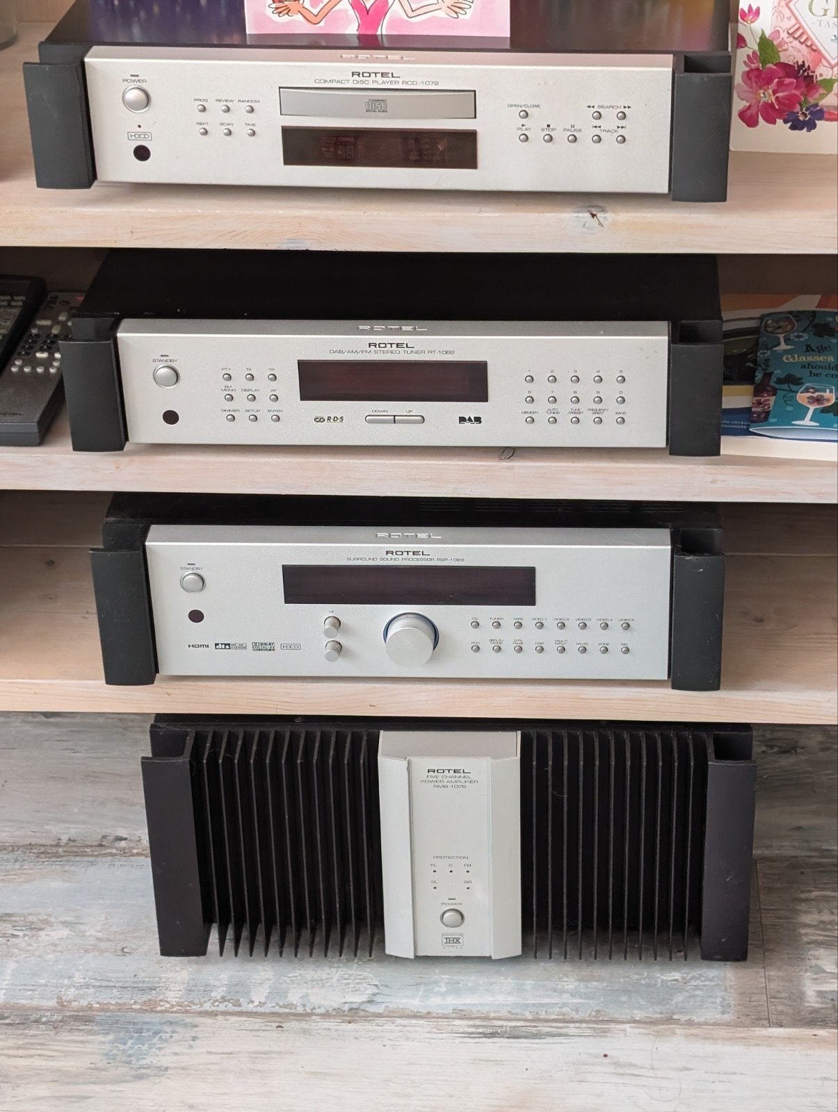 CD-speler, Tuner, Voorversterker, Eindverst Rotel, Losse componenten, Zo goed als nieuw, Tuner of Radio, Ophalen