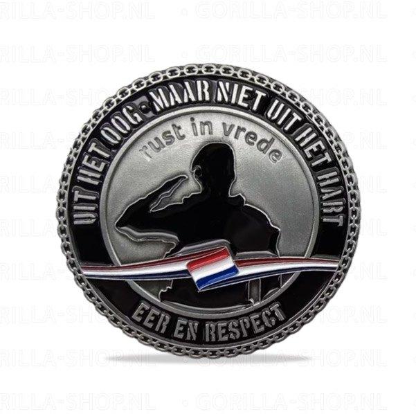 Overleden militair Coin, Verzamelen, Ophalen of Verzenden, Landmacht, Nederland, Embleem of Badge
