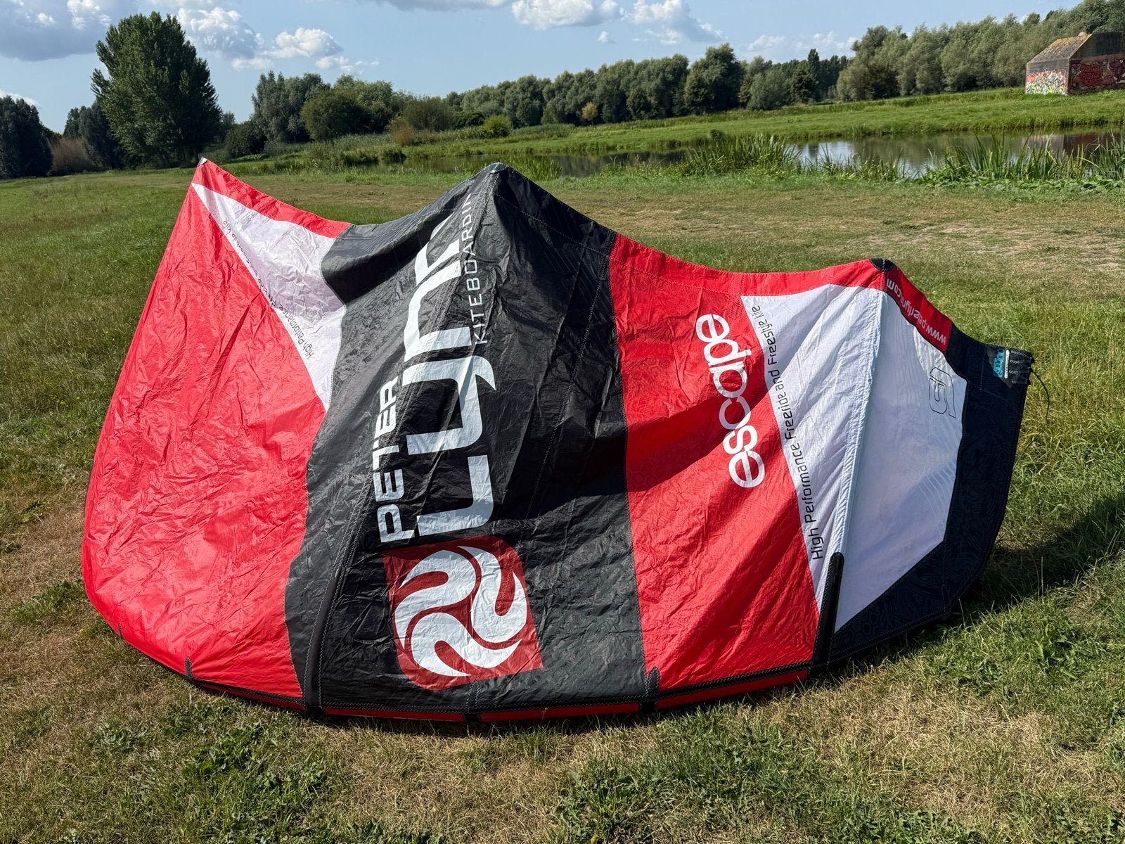 Peter Lynn Escape 9m2 Kite + bar, Ophalen, Gebruikt, 9 m², Geen board