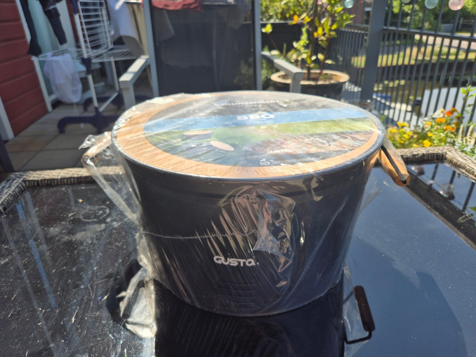 Gusto draagbare houtskool  BBQ.Nieuw., Ophalen, Nieuw, Gusto