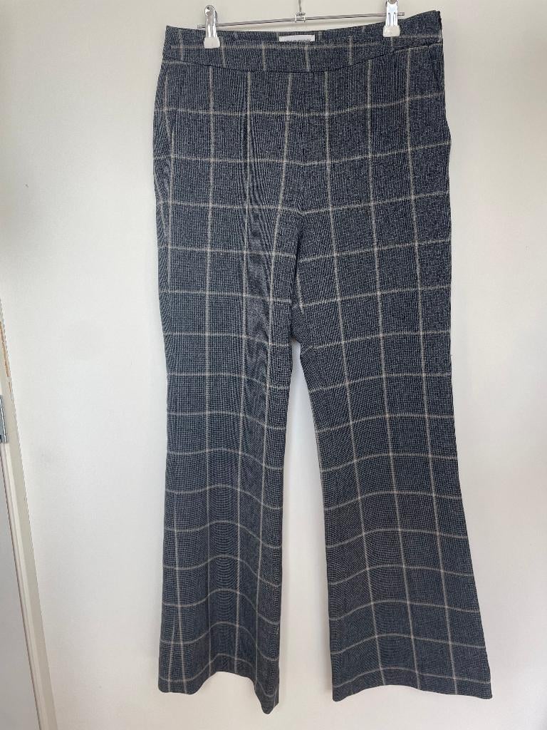 Ruby Tuesday pantalon 2/ M geruit flared leg zwart creme, Kleding | Dames, Broeken en Pantalons, Zo goed als nieuw, Maat 38/40 (M)