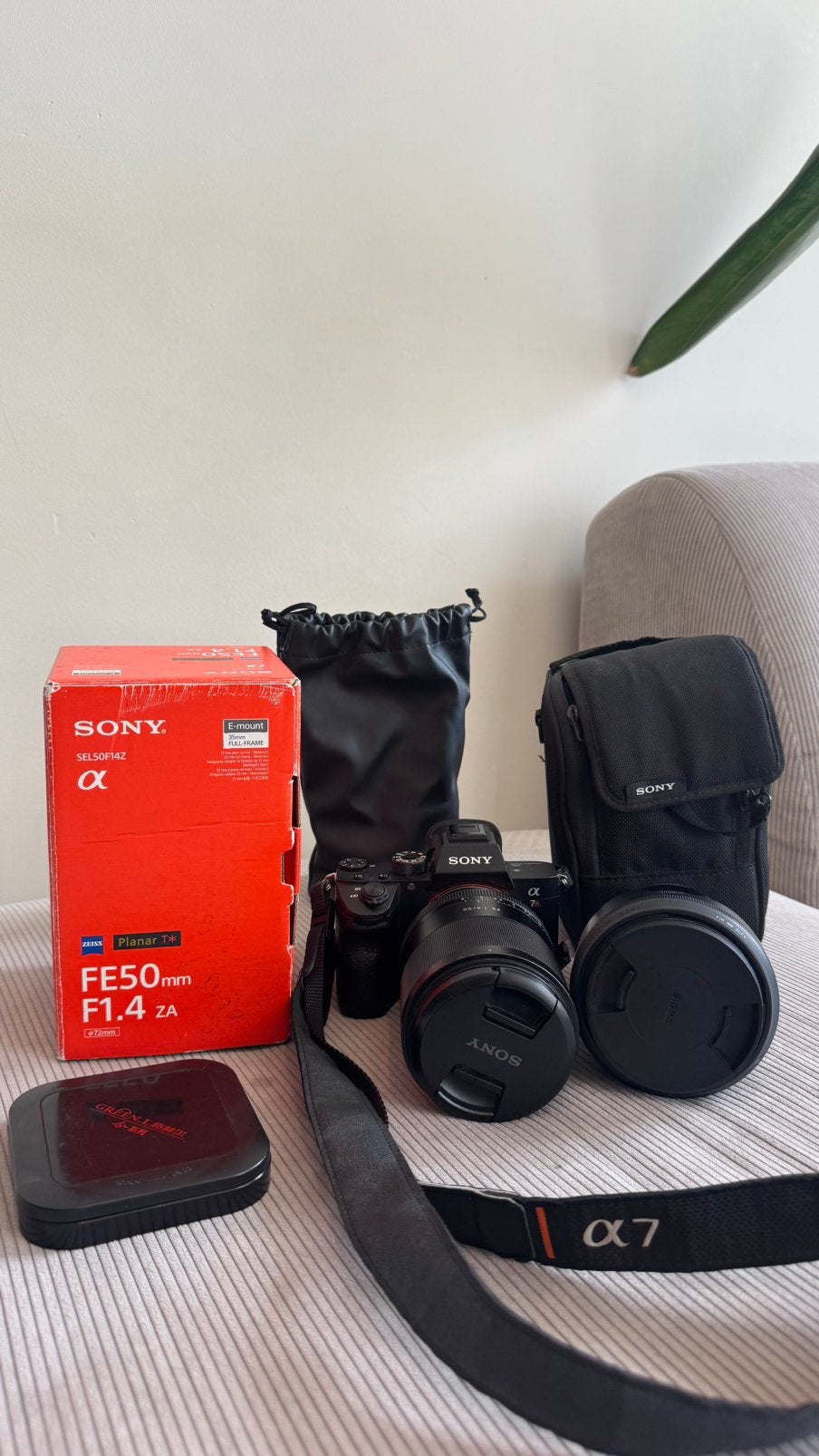 SONY A7R III + Zeis 1.4  50 mm + Simga 1.4 24mm, Audio, Tv en Foto, Fotocamera's Digitaal, Ophalen of Verzenden, Gebruikt, Sony