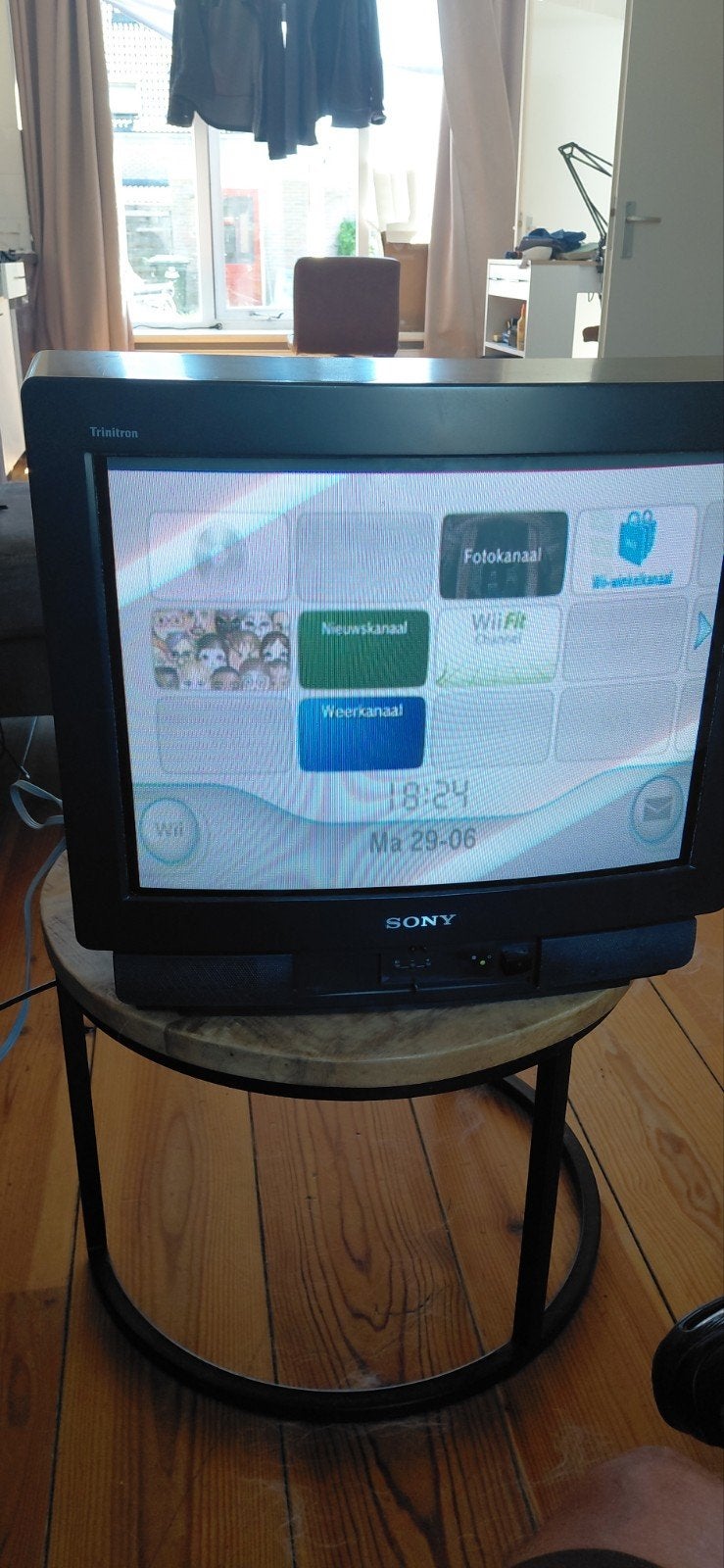 Sony trinitron crt kv-m2100D rgb scart, Ophalen, 50 Hz, Sony