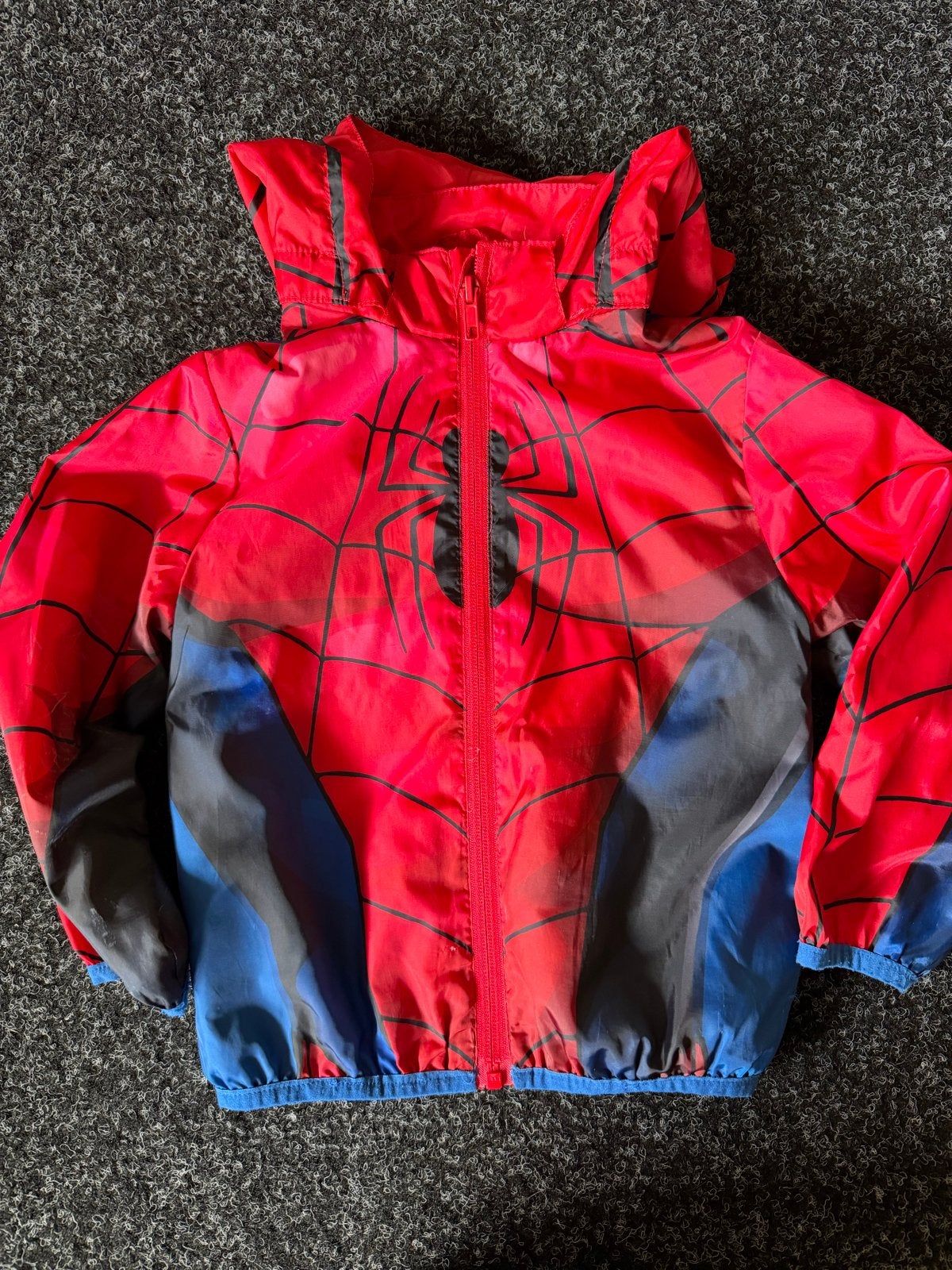 Spiderman regenjas H&M maat 98/104, Ophalen of Verzenden, Gebruikt, Jongen, Jas