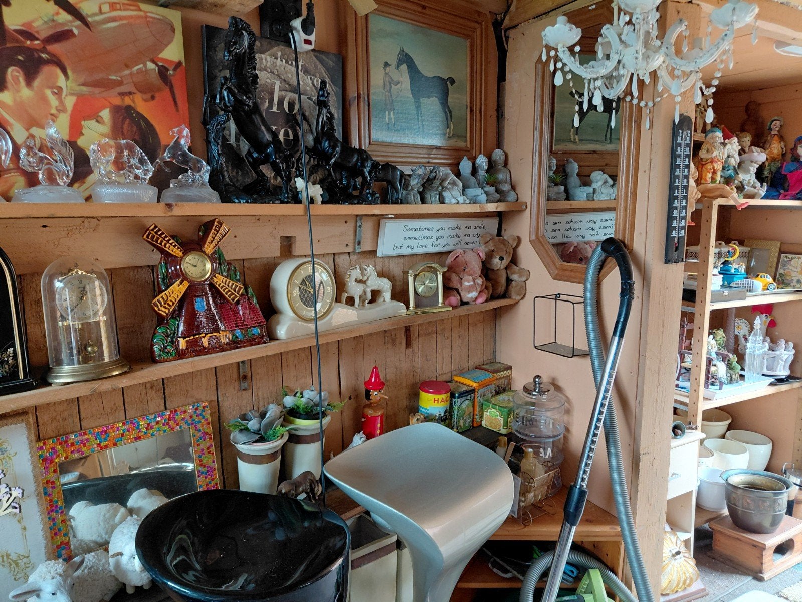 rommelmarkt spullen, Ophalen