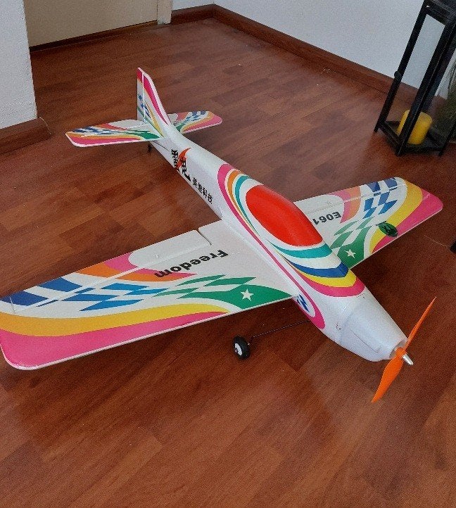 rc  vliegtuig PNP  Formosa Thunder, Ophalen, Nieuw, Elektro