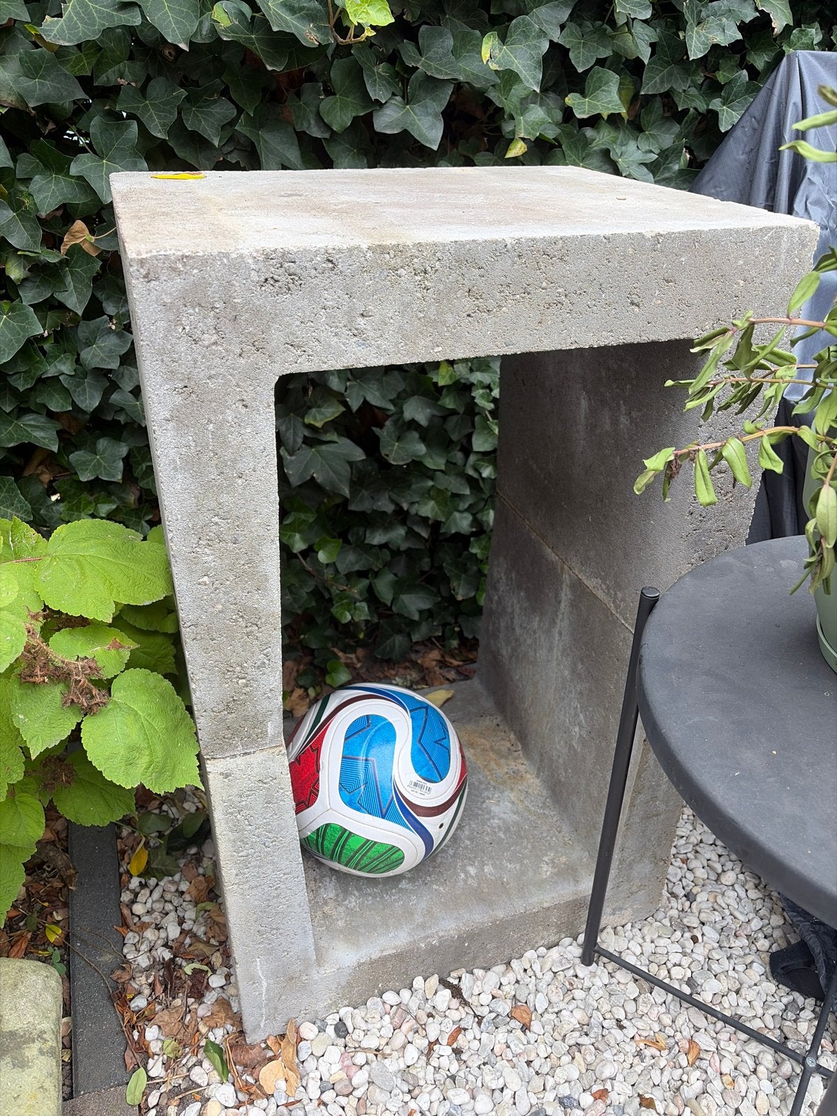 Gratis! Stevige betonnen u profiel blokken voor tuin of deco, Tuin en Terras, Ophalen, Overige materialen, Gebruikt, Overige typen