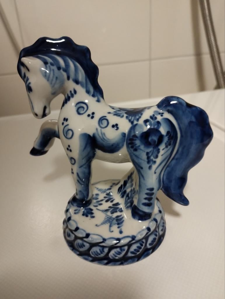 Oud Russisch blauw wit porseleinen paard, Antiek en Kunst, Antiek | Porselein, Ophalen of Verzenden
