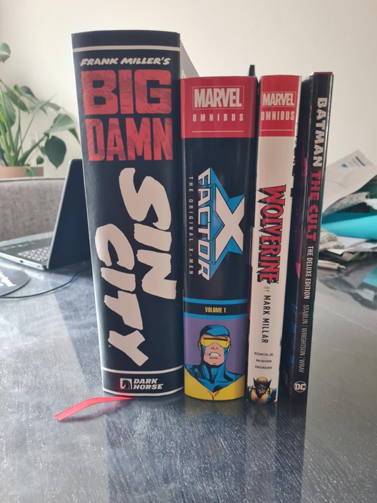 Omnibus en hardcover boeken (X-Men, Sin City, Batman), Boeken, Strips | Comics, Zo goed als nieuw, Amerika, Ophalen of Verzenden