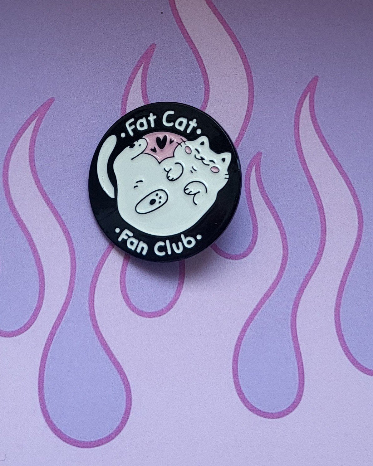 Leuke 'Fat Cat Fan Club' pin broche, Ophalen of Verzenden