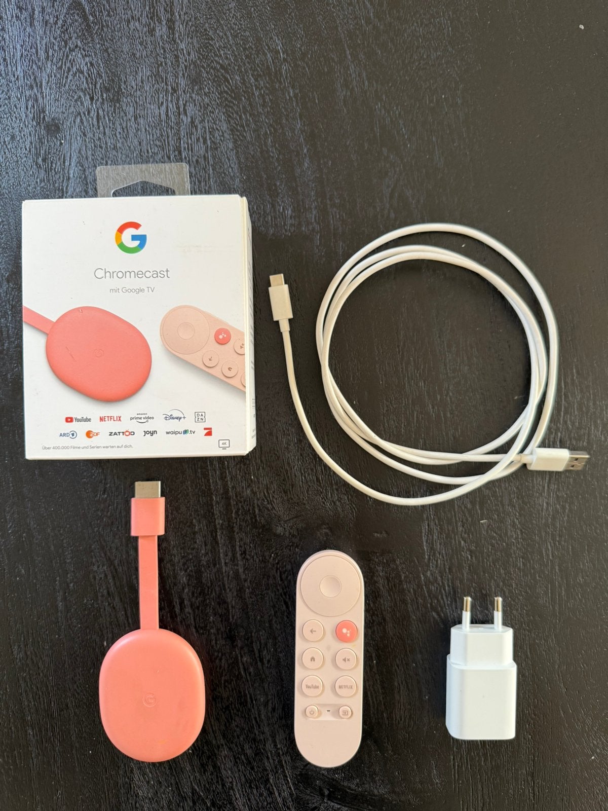 Google Chromecast met Google TV 4K (Roze Limited Edition), Ophalen of Verzenden, Zo goed als nieuw