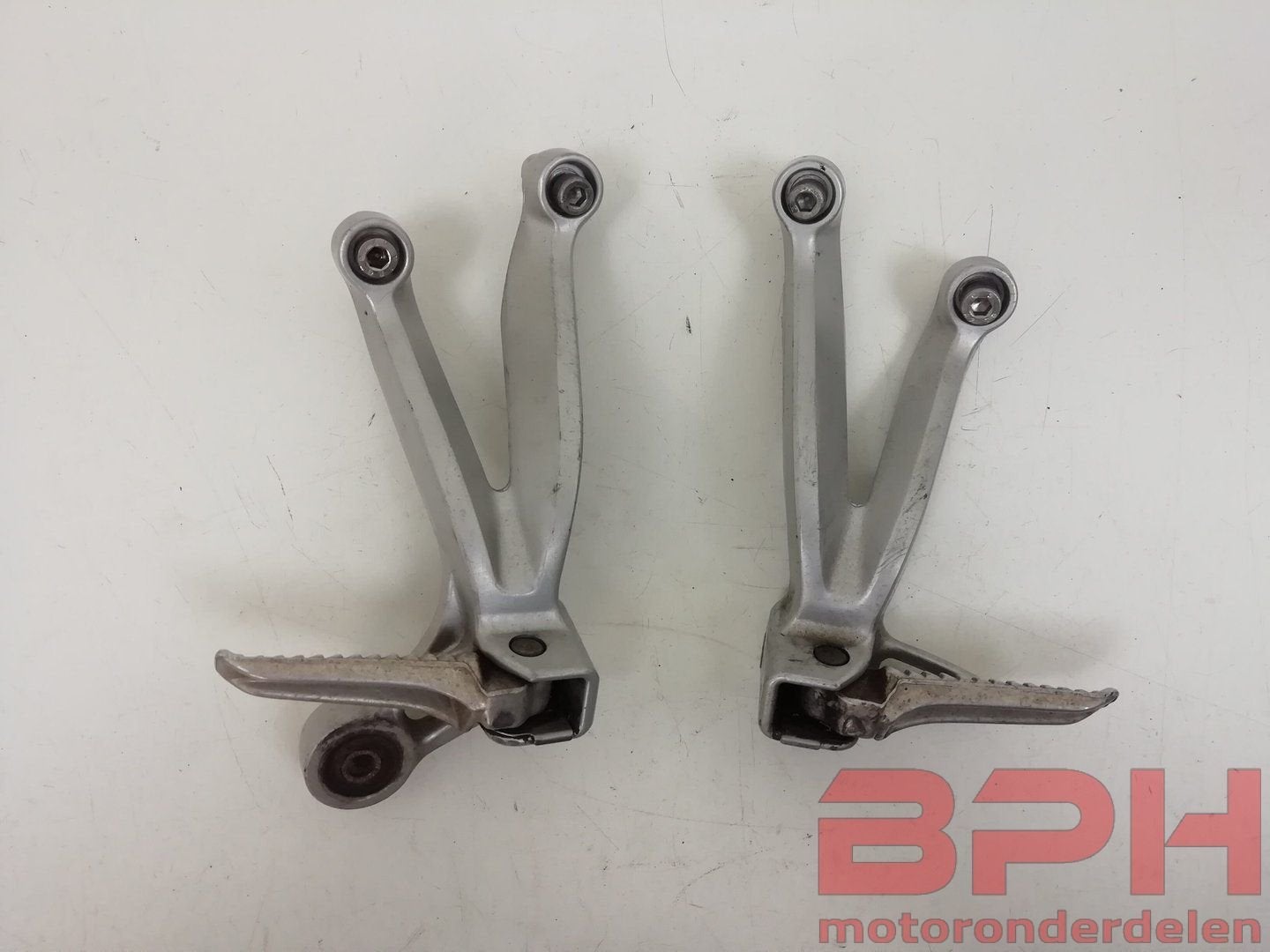 Duo voetsteunen Suzuki GSX-R 600 750 1000 K1 K2 K3 2001 t/m, Motoren, Gebruikt, -, -, Ophalen of Verzenden
