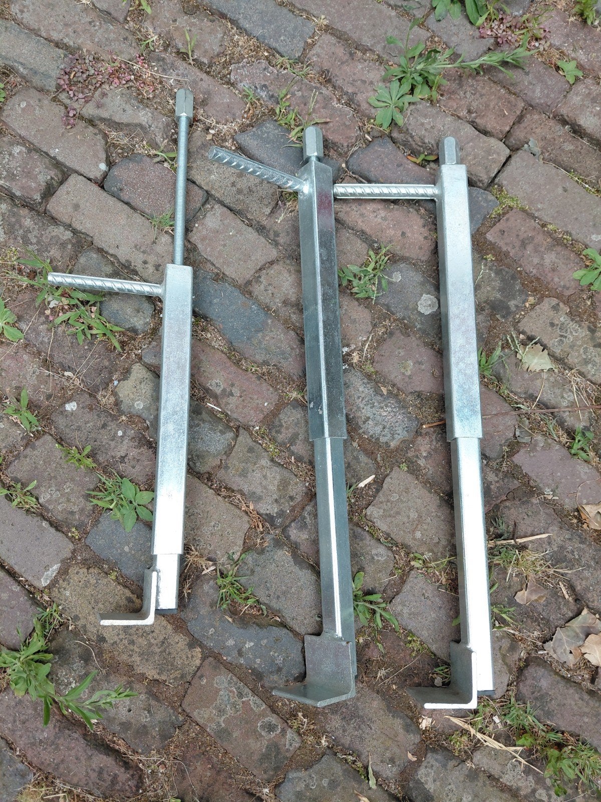 Set van 3 verstelbare gevelklemmen, Doe-het-zelf en Verbouw, Ophalen of Verzenden, Zo goed als nieuw, Overige typen, Overige merken