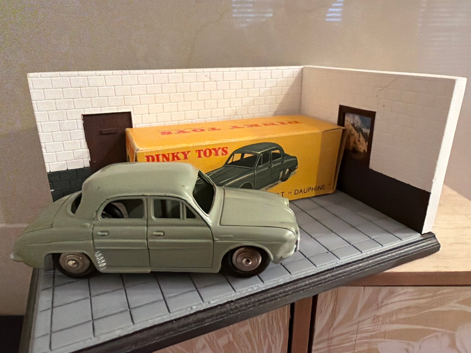 Dinky Toys Renault Dauphine - Nieuw in de doos, Auto, Nieuw, Dinky Toys, Ophalen of Verzenden