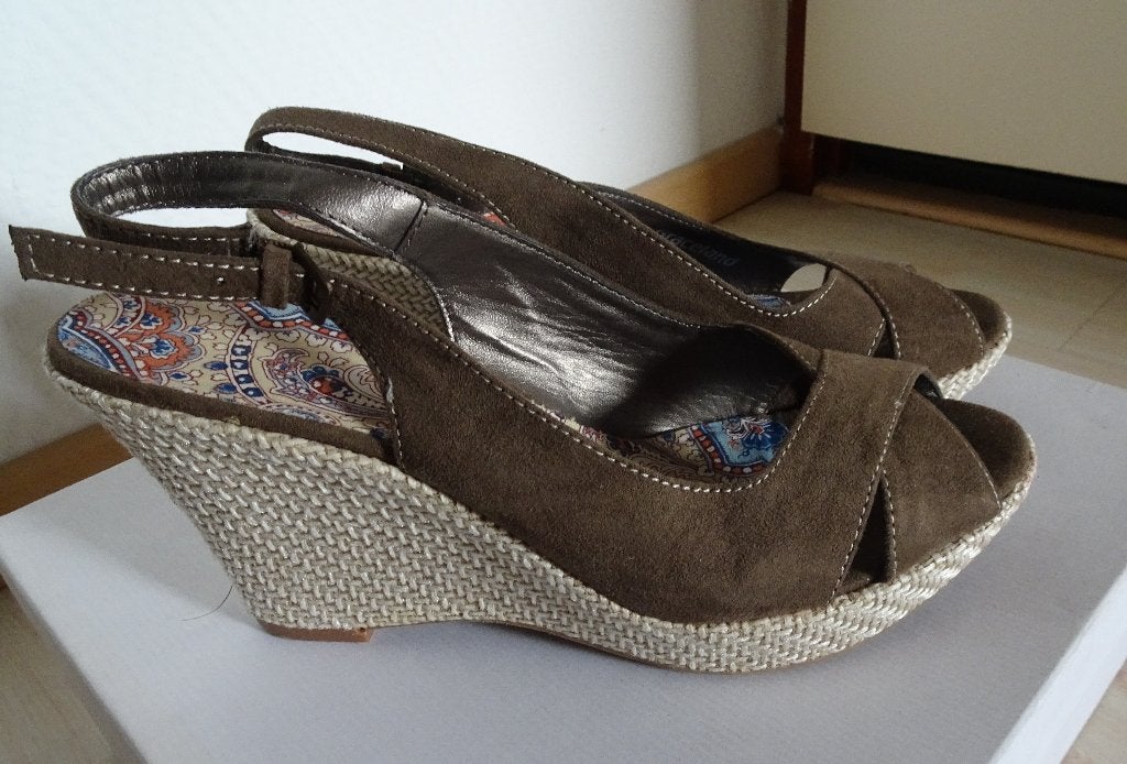 ESPADRILLES MAAT 38, Kleding | Dames, Schoenen, Bruin, Ophalen of Verzenden, Espadrilles of Moccasins, Onbekend