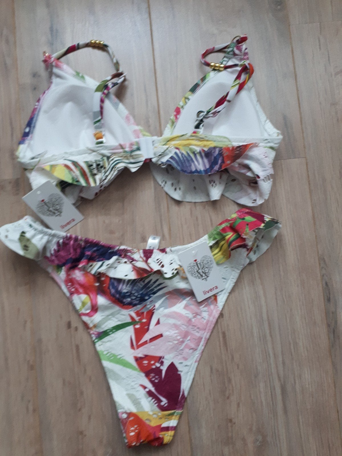 Nieuwe Livera bikini maat 36, Meerkleurig, Nieuw, Ophalen of Verzenden, Bikini